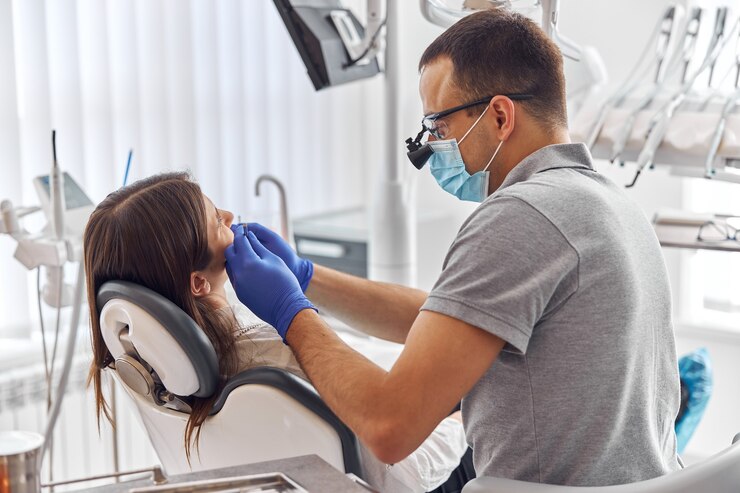 Tooth Extraction 101: What Sherman Oaks Patients Should Know Before & After