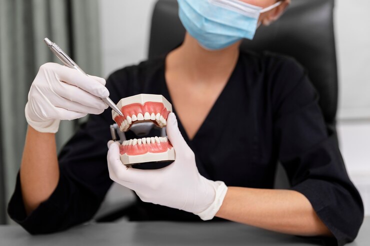 Living with Dentures: Tips, Types & How Clove Dental Sherman Oaks Helps You Adjust